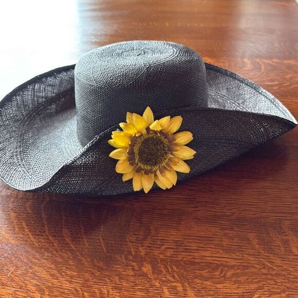 Vintage Accessories - Vintage Black Fine Weave Wide Brim Straw Hat Sunflower Women’s Size Medium